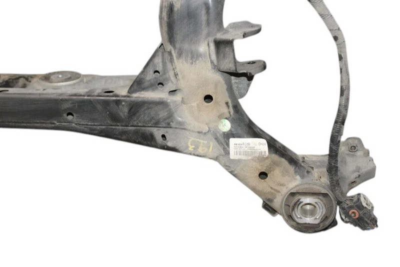 Load image into Gallery viewer, 15-17 Hyundai Genesis Rear Suspension Subframe Crossmember  55405B1050 Oem
