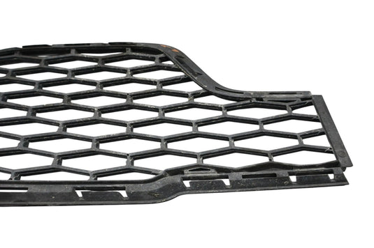 14-17 Maserati Ghibli Front Left Side Bumper Mesh Grille Bezel Cover Oem