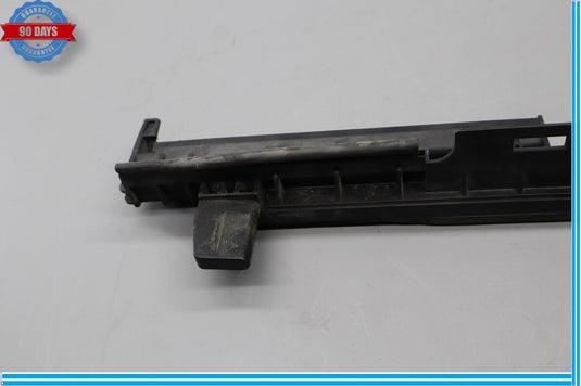 08-14 Mercedes C250 C300 C350 Left Driver Side Radiator Support Bracket Oem