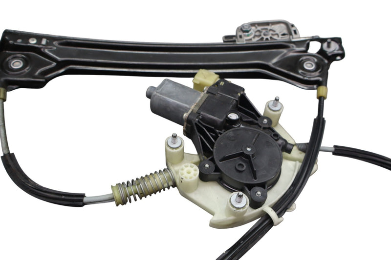 Load image into Gallery viewer, 14-22 Maserati Ghibli M157 Rear Right Side Door Window Regulator W/ Motor Oem
