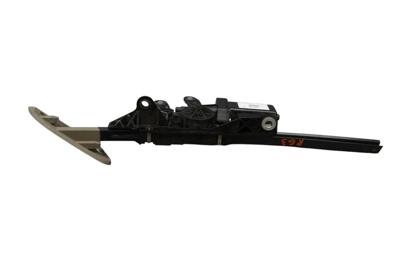 Load image into Gallery viewer, 10-17 Audi A5 A5 Quattro S5 Front Right Passenger Seat Belt Tensioner Motor OEM
