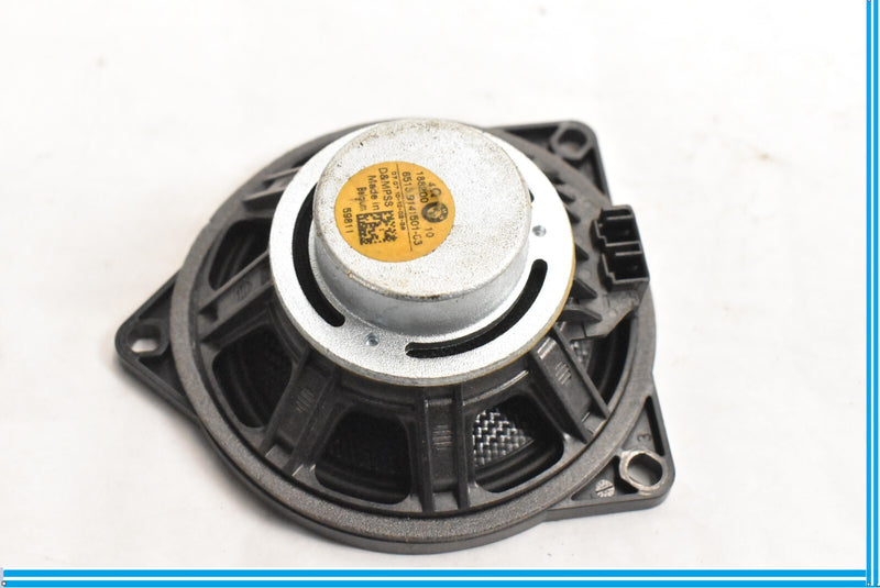 Load image into Gallery viewer, 09-15 BMW F01 F02 F07 750i 750Li Door Audio Radio Mid-Range Speaker 9141501 Oem
