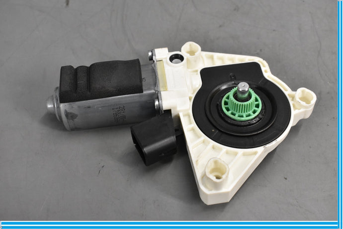 14-18 Mercedes CLA250 C117 Front Right Side Door Window Regulator Motor Oem