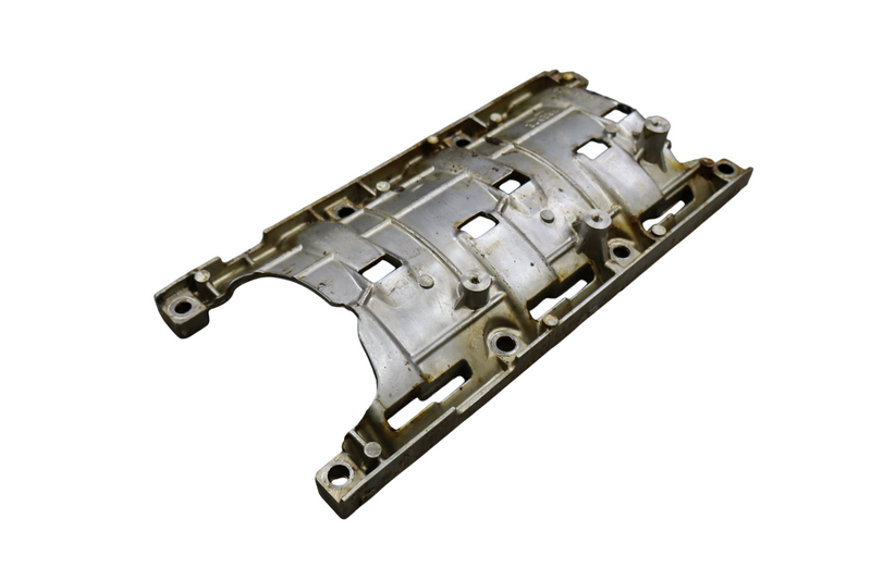 Load image into Gallery viewer, 14-20 Maserati Ghibli 3.0L V6 Engine Oil Pan Windage Tray Baffle 05184401AG Oem
