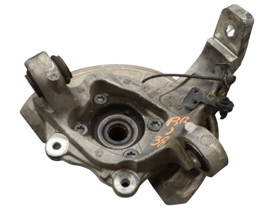 17-23 Alfa Romeo Giulia 952 Rear Right Side Wheel Spindle Knuckle & Hub Oem