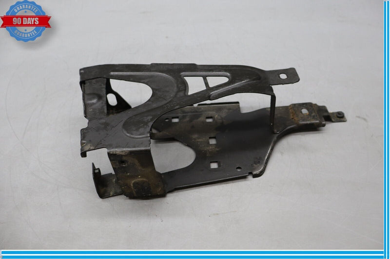 Load image into Gallery viewer, 09-15 BMW 750Li xDrive Right Passenger Side Air Intake Channel Duct W/ Brack Oem
