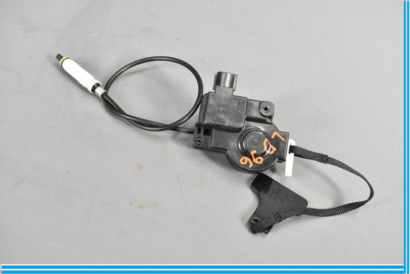 Load image into Gallery viewer, 02-05 Lexus SC430 Fuel Gas Tank Door Open Release Actuator Oem
