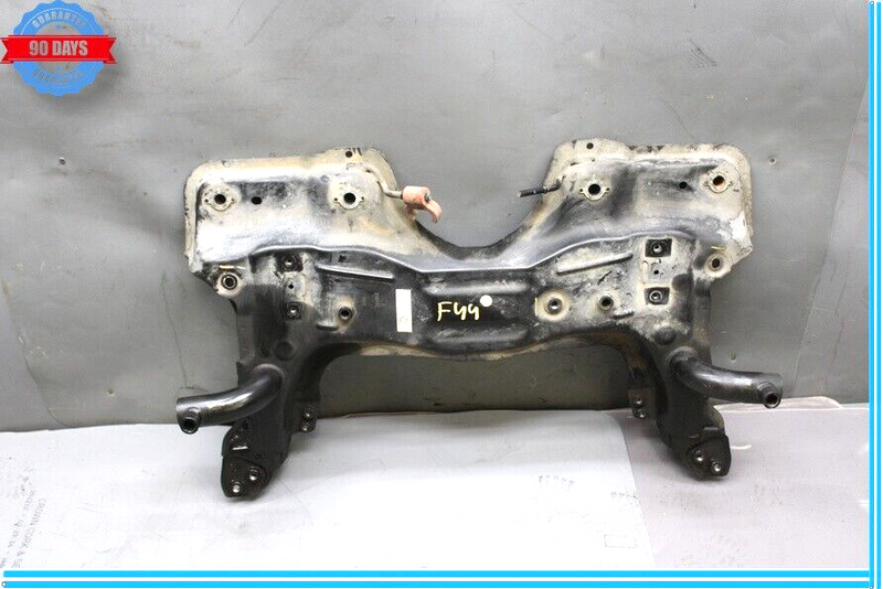 Load image into Gallery viewer, 14-17 Fiat 500L Front Engine Suspension Crossmember Cradle Oem
