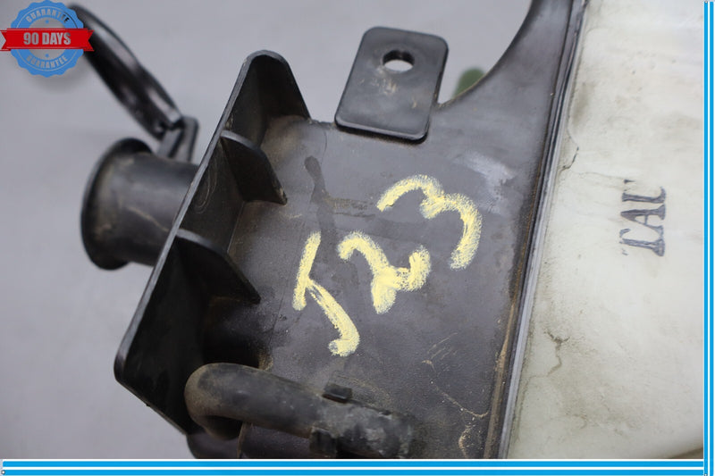 Load image into Gallery viewer, 11-16 Hyundai Equus SIG Coolant Reservoir Radiator Water Tank 254303M000 Oem
