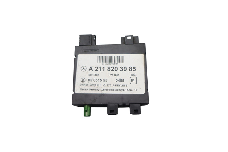 Load image into Gallery viewer, 03-11 Mercedes W219 CLS500 E350 Keyless Go Entry Control Module 2118203985 Oem
