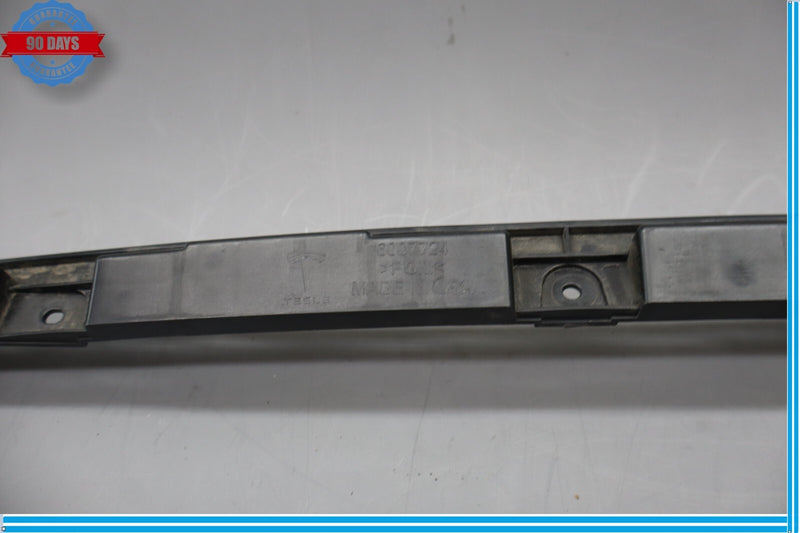 Load image into Gallery viewer, 12-15 Tesla Model S Rear Bumper Center Mount Support Bracket 6007724 Oem
