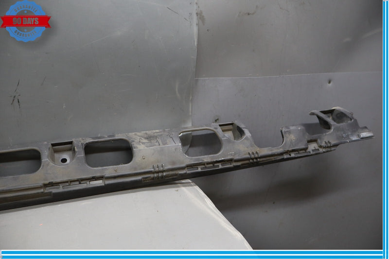 Load image into Gallery viewer, 13-19 Mercedes X166 GL450 Rear Right Passegner Side Rocker Panel Bracket Oem
