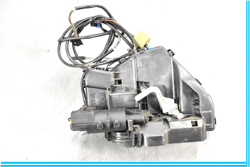Load image into Gallery viewer, 06-11 Mercedes CLS550 CLS500 W219 Rear Left Driver Door Lock Latch Actuator Oem
