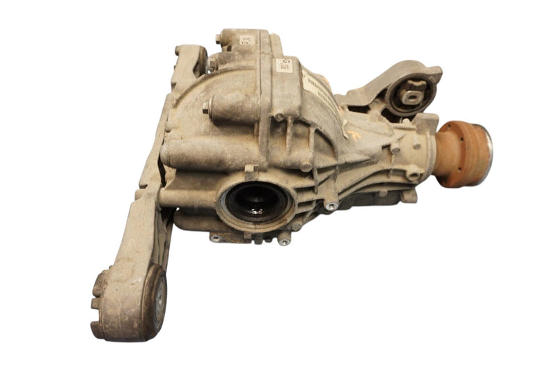 Load image into Gallery viewer, 03-18 Bentley Continental Rear Differential Axle Carrier Assembly 08Y500043E OEM
