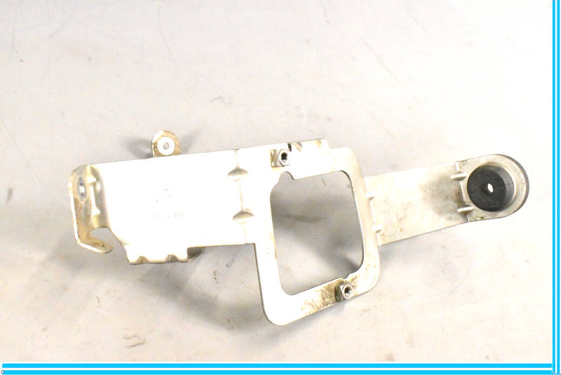 Load image into Gallery viewer, PORSCHE CAYENNE FRONT LEFT DRIVER SIDE MOUNT SUPPORT BRACKET OEM 2011 - 2018
