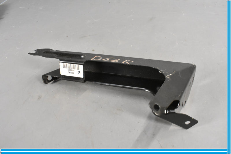Load image into Gallery viewer, 05-11 Mercedes SLK280 SLK350 Rear Right Side Quarter Panel Mount Bracket Oem
