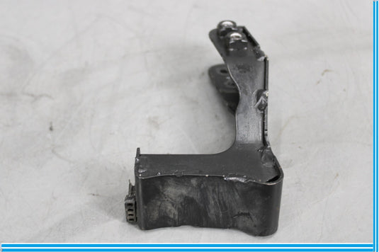 11-18 Audi A8 Quattro Right Passenger Side Sub Frame Mounting Bracket Oem