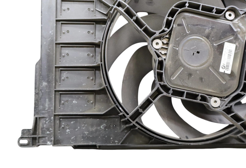 Load image into Gallery viewer, 14-21 BMW i3 I01 Hybrid Engine Radiator Cooling Fan Motor Shroud W/ Blade Oem
