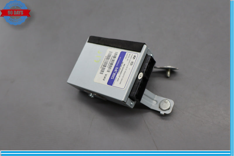 Load image into Gallery viewer, 11-13 Hyundai Equus Dash Instrument Panel USB Interface Control Module Unit Oem
