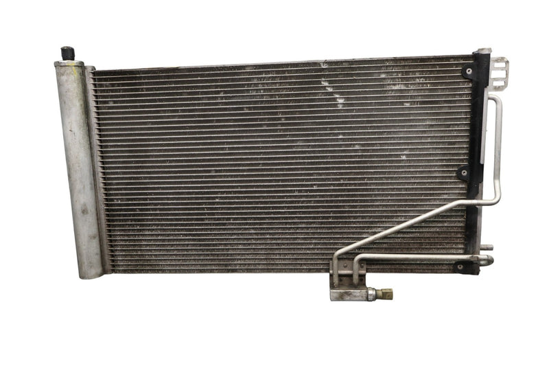 Load image into Gallery viewer, 01–06 Mercedes CLK55 AMG W209 AC A/C Air Conditioning Condenser A2035001954 Oem
