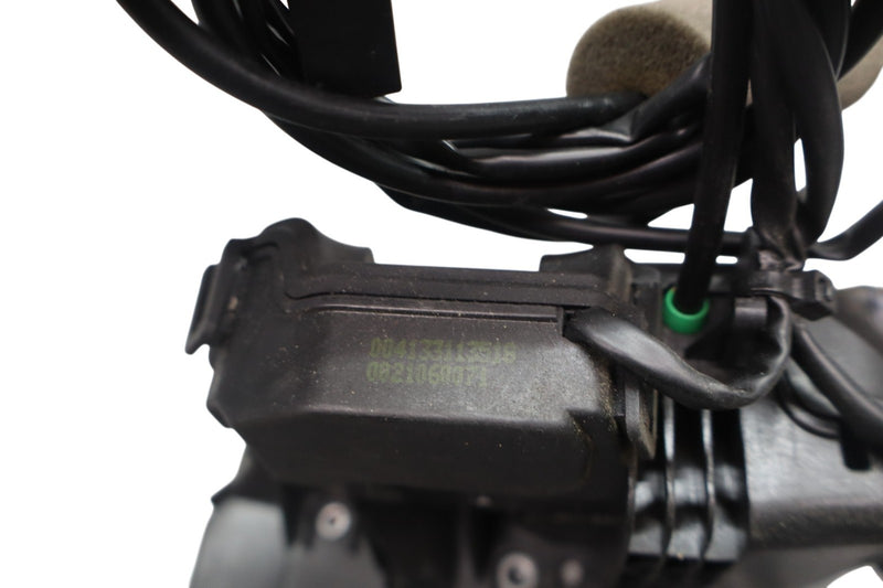 Load image into Gallery viewer, 03-09 Mercedes CLK550 CLK350 W209 Front Left Side Door Lock Latch Actuator Oem
