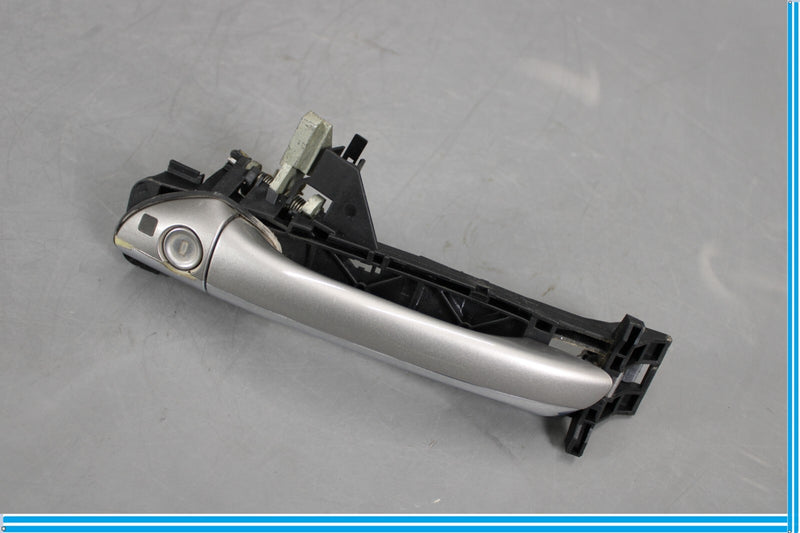 Load image into Gallery viewer, 00-06 Mercedes S500 S600 Front Left Driver Side Exterior Door Handle Silver Oem
