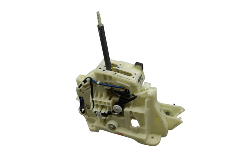 Load image into Gallery viewer, 15-17 Hyundai Genesis Automatic Gear Shifter Floor Selector Assembly Oem
