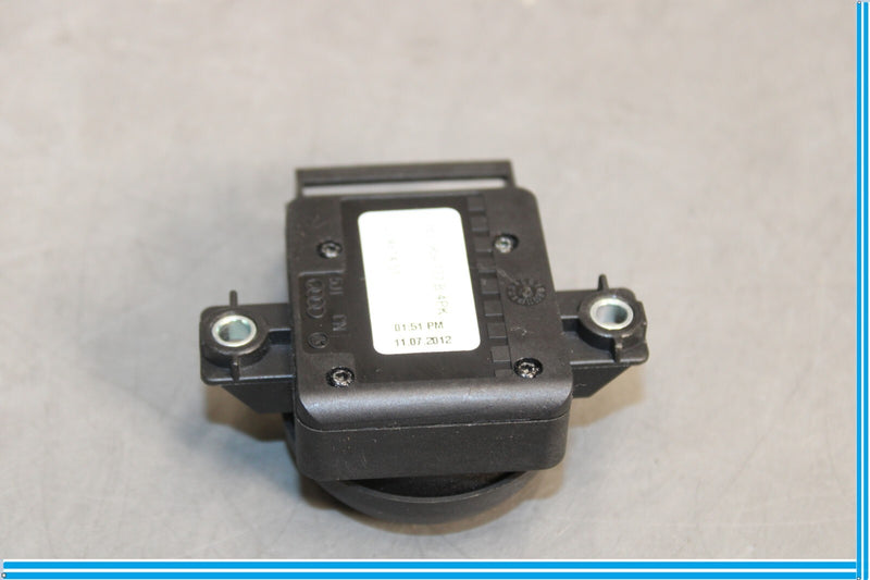Load image into Gallery viewer, 09-17 Volkswagen VW CC Front Right Passenger Side Power Seat Lumbar Switch Oem
