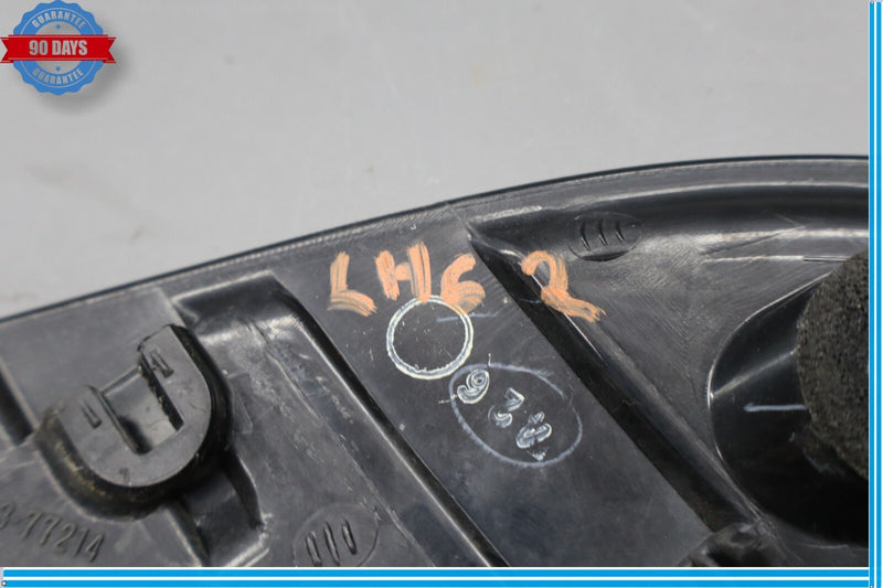 Load image into Gallery viewer, 02-10 Lexus SC430 Rear Left Side Tail Light Lamp Quarter Mount Sub Assembly Oem
