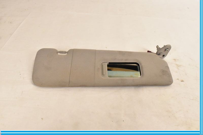 Load image into Gallery viewer, 2012-2018 BMW 650I COUPE F13 - Right SUN Visor / Mirror 7294708
