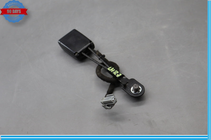 Load image into Gallery viewer, 14-22 Maserati Quattroporte Front Left Driver Side Seat Belt Buckle Oem
