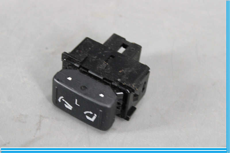 Load image into Gallery viewer, 11-17 Infiniti QX56 QX80 Rear Driver Seat Power Folding Release Switch Oem
