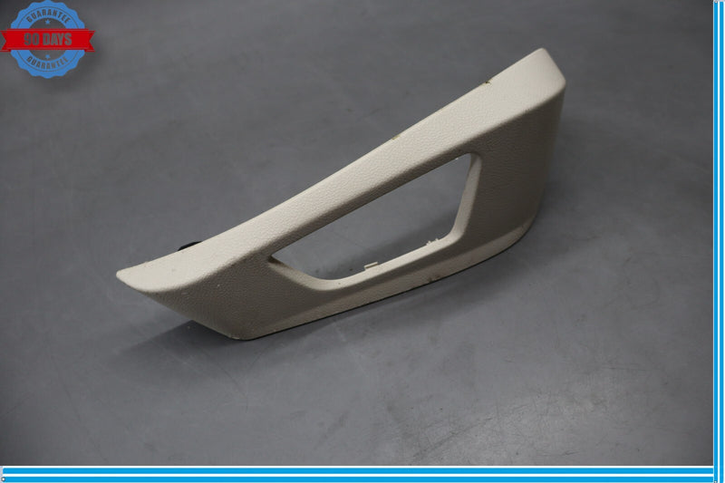 Load image into Gallery viewer, 11-16 BMW 535i GT xDriver Front Right Side Seat Switch Trim Panel Oem
