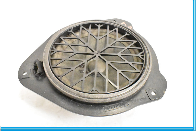 Load image into Gallery viewer, REAR LEFT/RIGHT SPEAKER Audi  A5 RS5 S5 08 09 10 11 12 13 14 15 OEM 8T0035411
