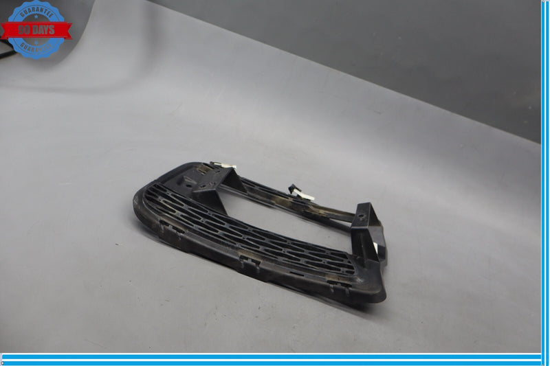 Load image into Gallery viewer, 14-17 Land Rover Range Rover Sport Front Right Bumper Fog Light Lamp Bezel Oem

