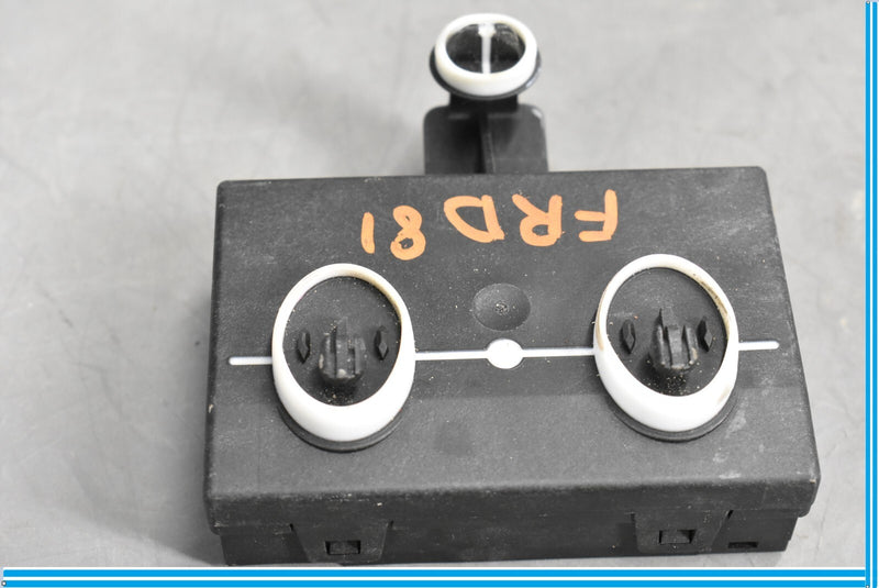 Load image into Gallery viewer, 11-18 Volkswagen VW Touareg Front Right Passenger Side Control Module Unit Oem
