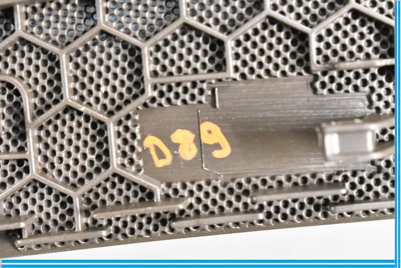 Load image into Gallery viewer, 12-18 Mercedes CLS550 CLS63 CLS400 Dashboard Right Side Grille Cover Trim Oem

