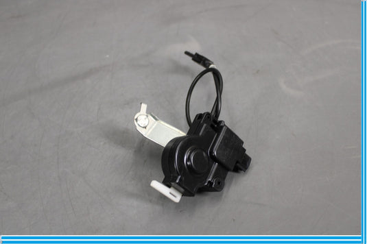 07-17 Lexus LS460 Rear Fuel Tank Door Lid Lock Release Actuator Oem