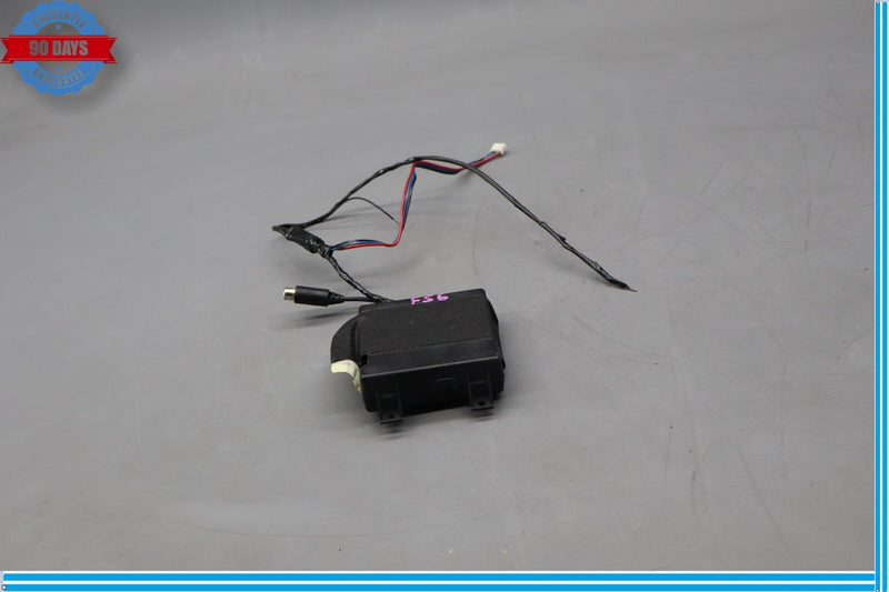 Load image into Gallery viewer, 03-06 Mercedes R230 SL500 2v Port 2 Wire Plug Pigtail Connector GHW Oem
