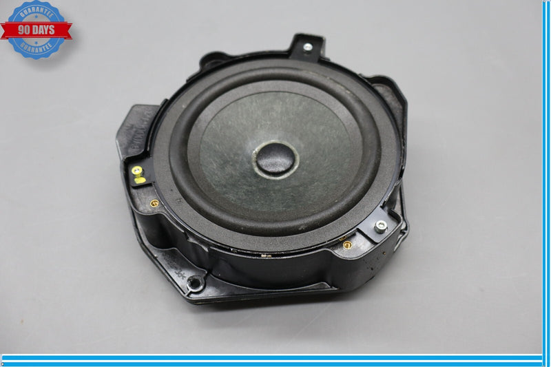 Load image into Gallery viewer, 14-17 Maserati Ghibli Quattroporte Front or Rear Side Door Audio Speaker Oem

