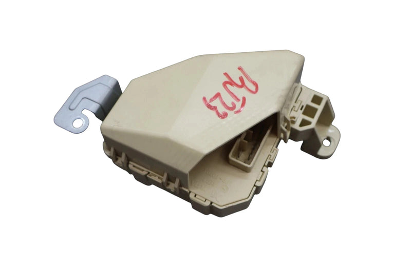 Load image into Gallery viewer, 11-13 Hyundai Equus SIG Right Side Dash Interior Relay Fuse Box Junction Oem
