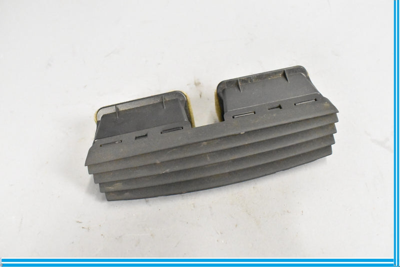 Load image into Gallery viewer, 07-14 Mercedes S550 CL550 W221 Center Dash Ac A/c Air Vent Trim Black Oem
