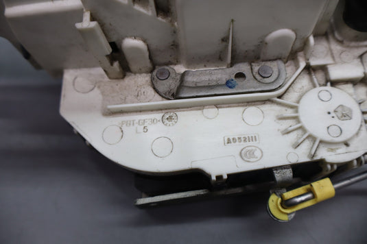 14-17 Maserati Ghibli M157 Front Left Driver Side Door Lock Latch Actuator Oem