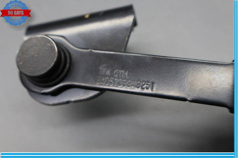 Load image into Gallery viewer, 09-15 BMW  F01 750i 750Li Rear Left Driver Side Seat Belt Buckle 7220857 Oem
