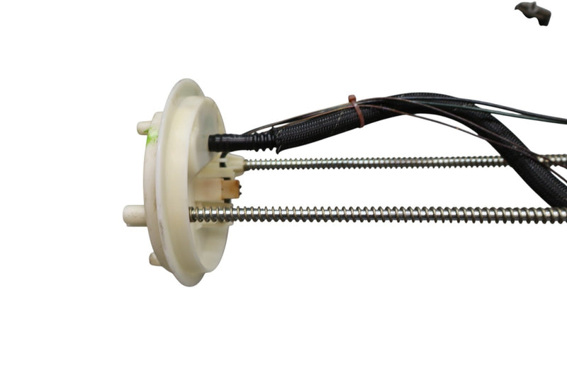 Load image into Gallery viewer, 04-19 Maserati Quattroporte M139 Granturismo Fuel Gas Pump 214369 Oem
