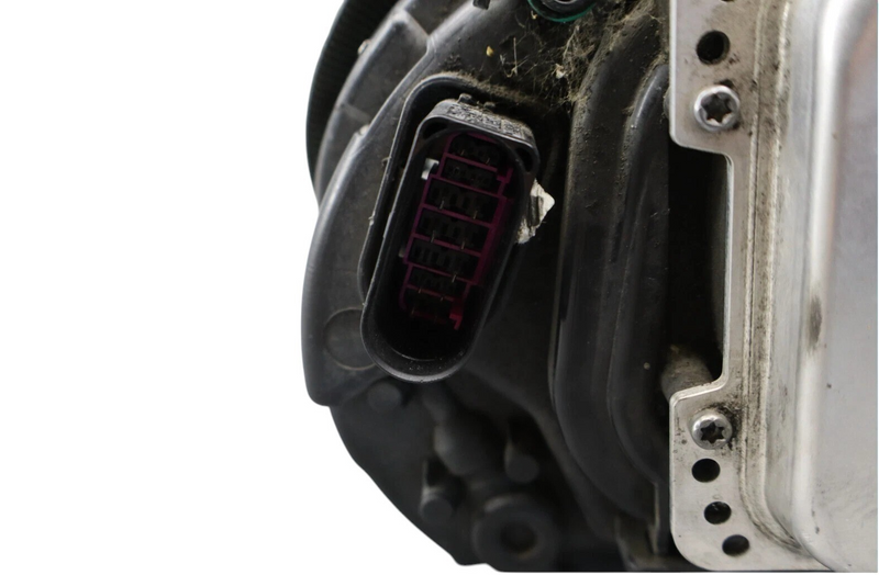 Load image into Gallery viewer, 10-13 Porsche Panamera Front Left Driver Side Xenon Headlight Head Lamp OEM
