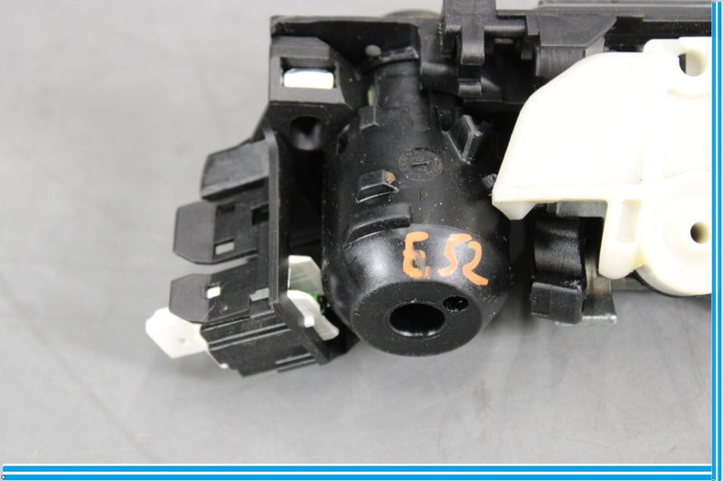 Load image into Gallery viewer, 01-11 Mercedes E320 C240 CLS550 CLS55 AMG W219 Trunk Lid Lock Latch Handle Oem
