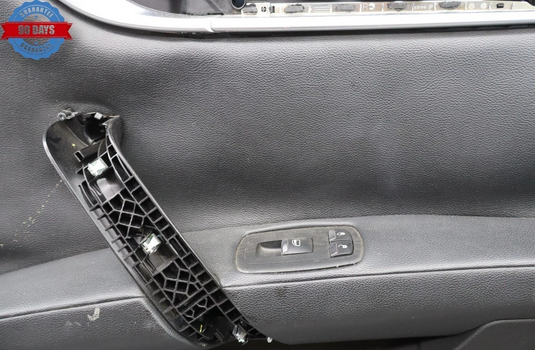 14-22 Maserati Ghibli M157 Front Right Side Interior Door Panel 105804313C Oem