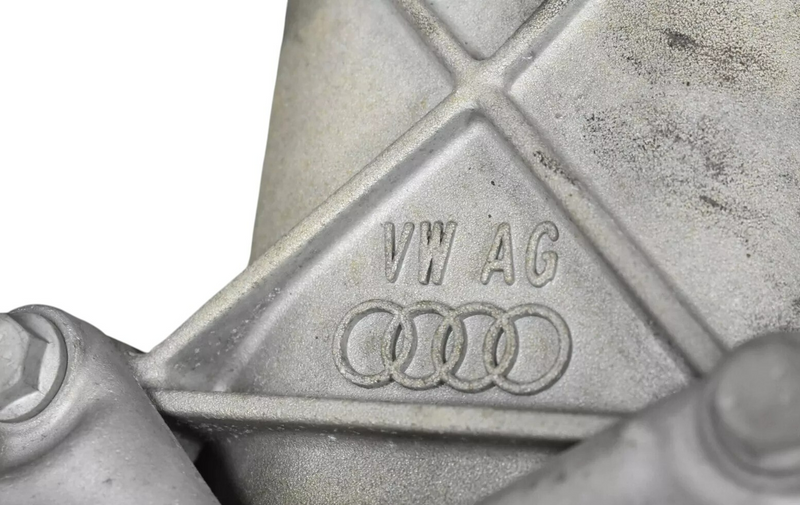Load image into Gallery viewer, 11-16 Volkswagen VW Touareg Transfer Case Self Locking Differential Oem
