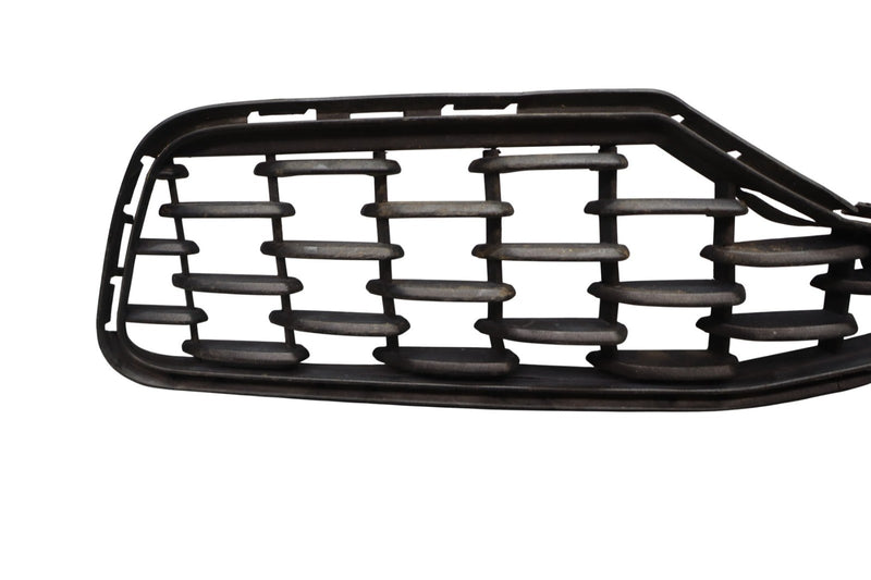 Load image into Gallery viewer, 17–22 Maserati Quattroporte Front Right Side Bumper Grille Cover Mesh Oem
